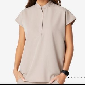 Figs Boulder Rafaela XL Like New Super Rare Tan Scrub Top